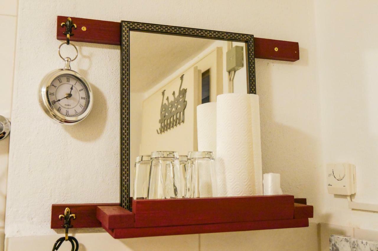 Ferienwohnung Lispet Neuotting ภายนอก รูปภาพ
