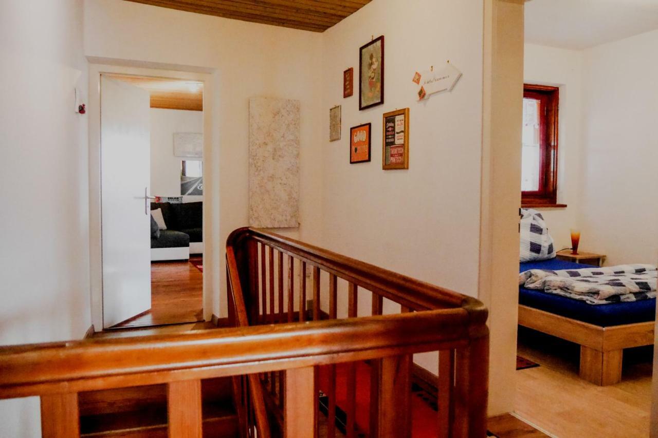Ferienwohnung Lispet Neuotting ภายนอก รูปภาพ
