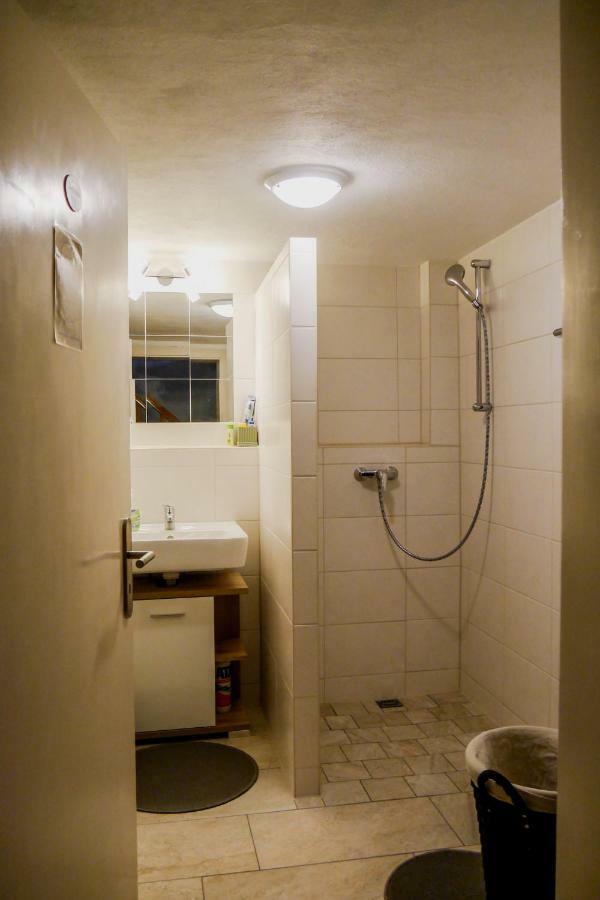 Ferienwohnung Lispet Neuotting ภายนอก รูปภาพ